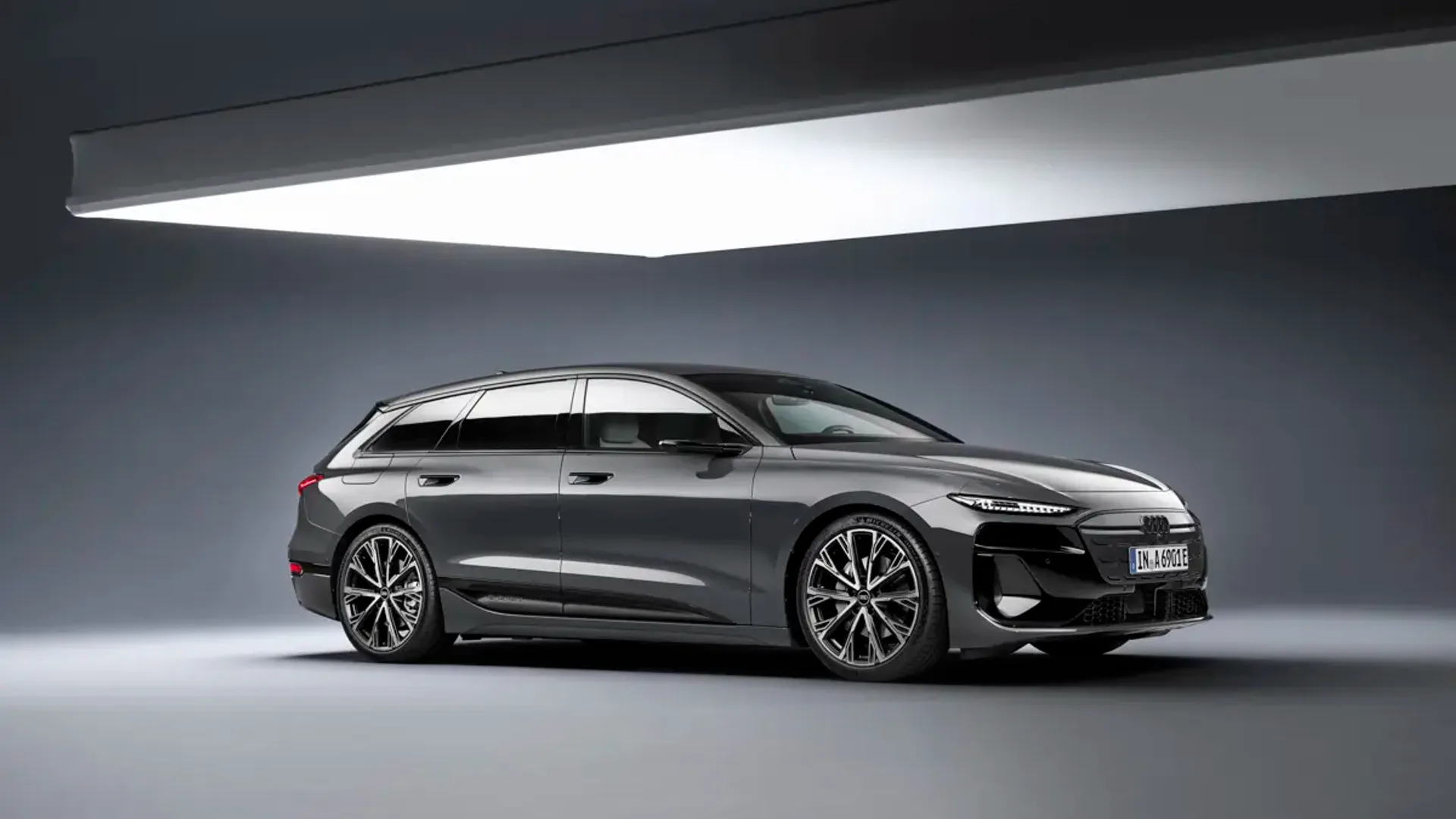 Elettronauti - Audi A6 A6 Avant e-tron - esterno