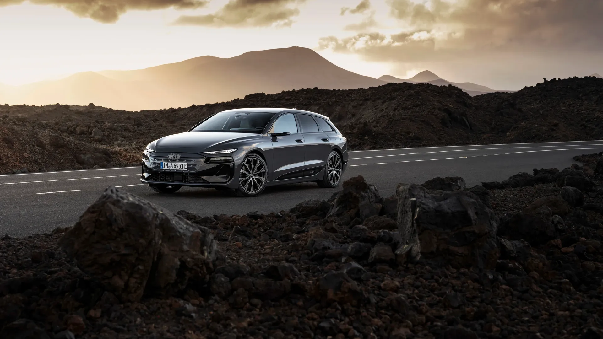 A6 Avant e-tron quattro