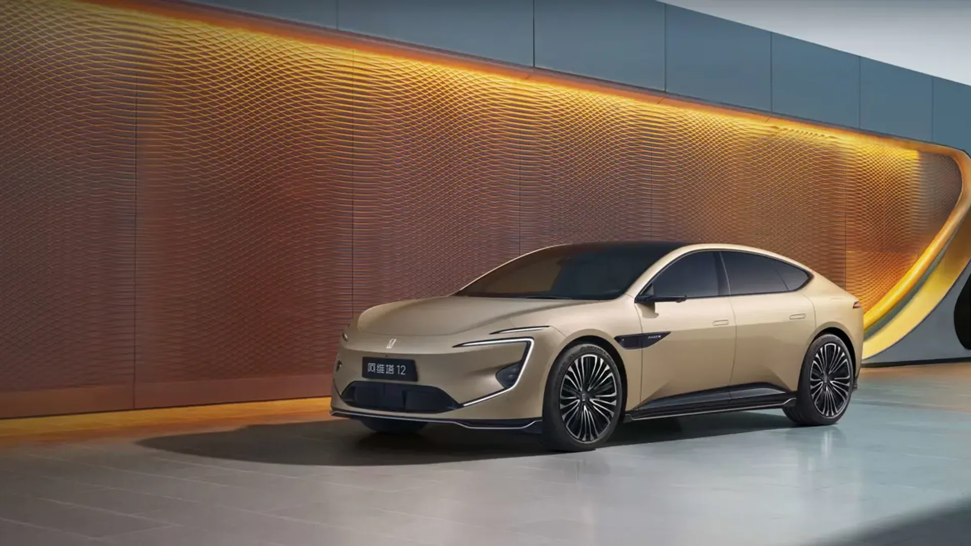 Elettronauti - Avatr 12 12 AWD EV - esterno