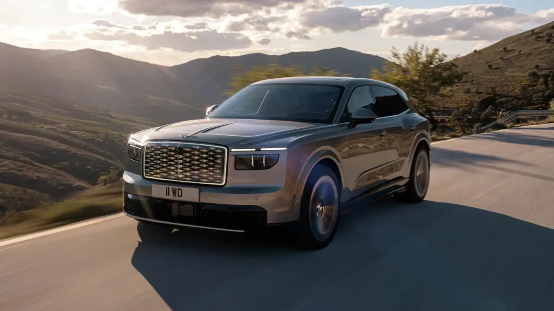 Elettronauti - Bentley Torcal Torcal Long Range AWD - esterno