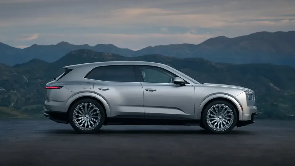 Elettronauti - Bentley Torcal Torcal Long Range AWD - esterno