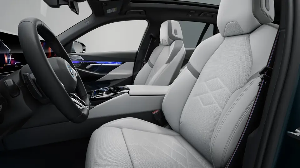 Elettronauti - BMW i5 M60 xDrive Touring - Sedili - Sedili anteriori