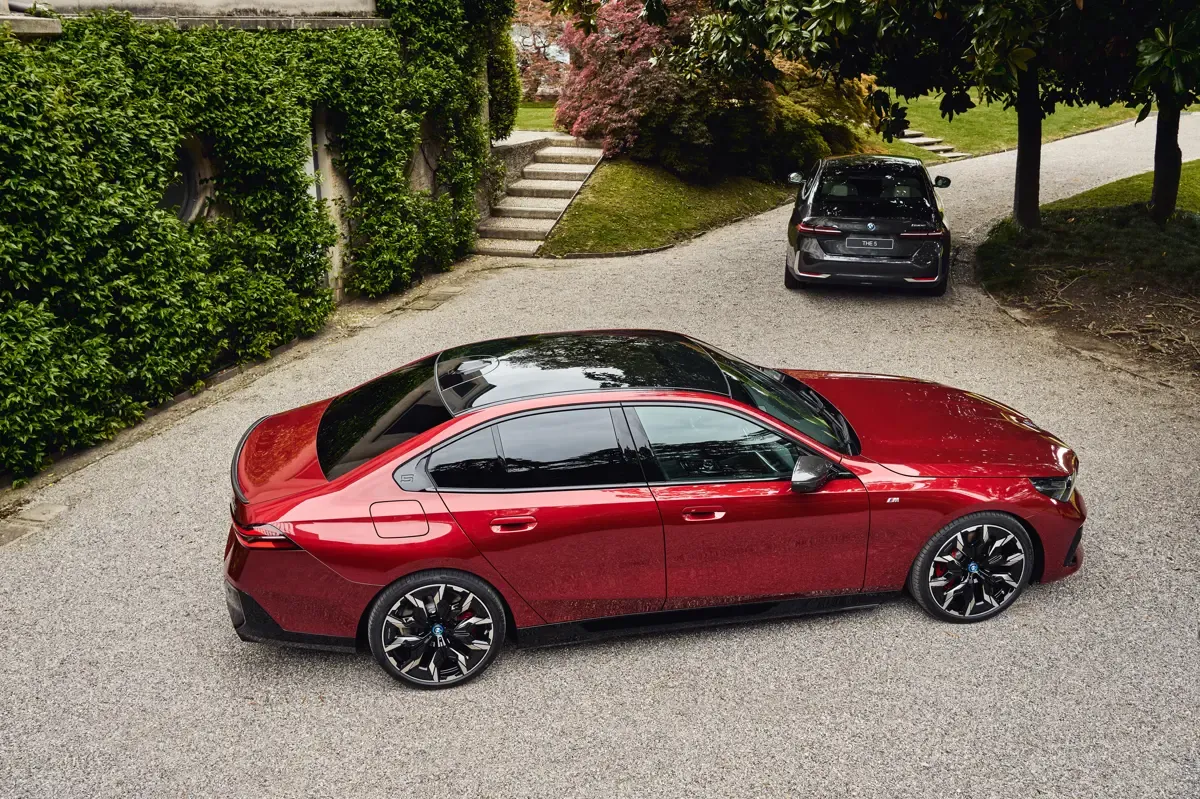 Elettronauti - BMW i5