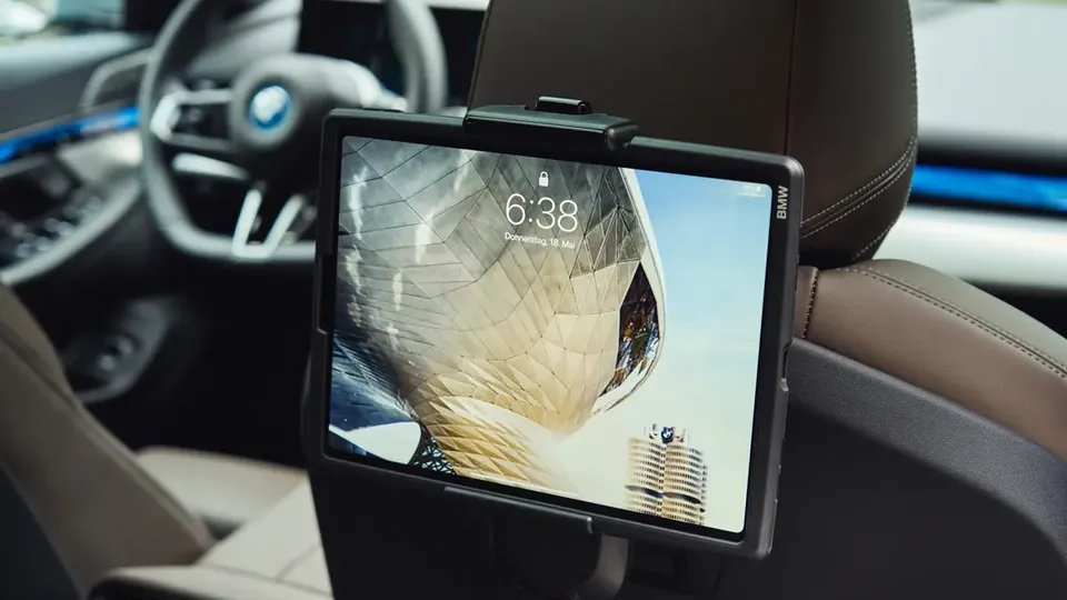 Elettronauti - BMW i5