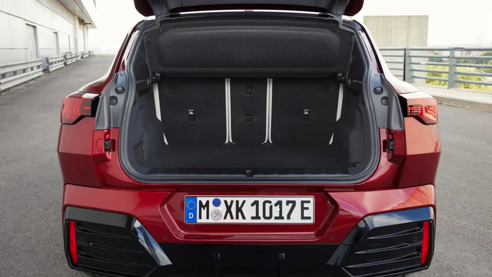 Elettronauti - BMW iX2