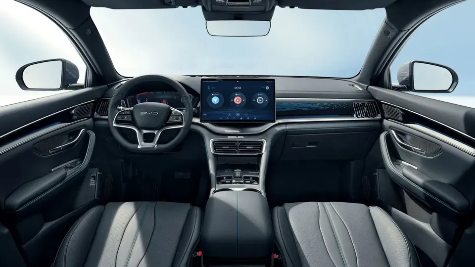 Elettronauti - BYD Seal U Design - Infotainment - Vista della plancia