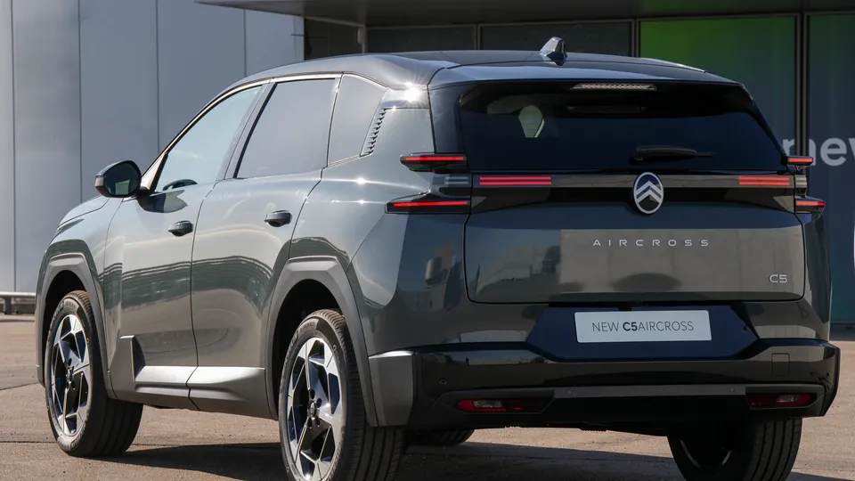 Citroen e-c5 Aircross Elettronauti posteriore
