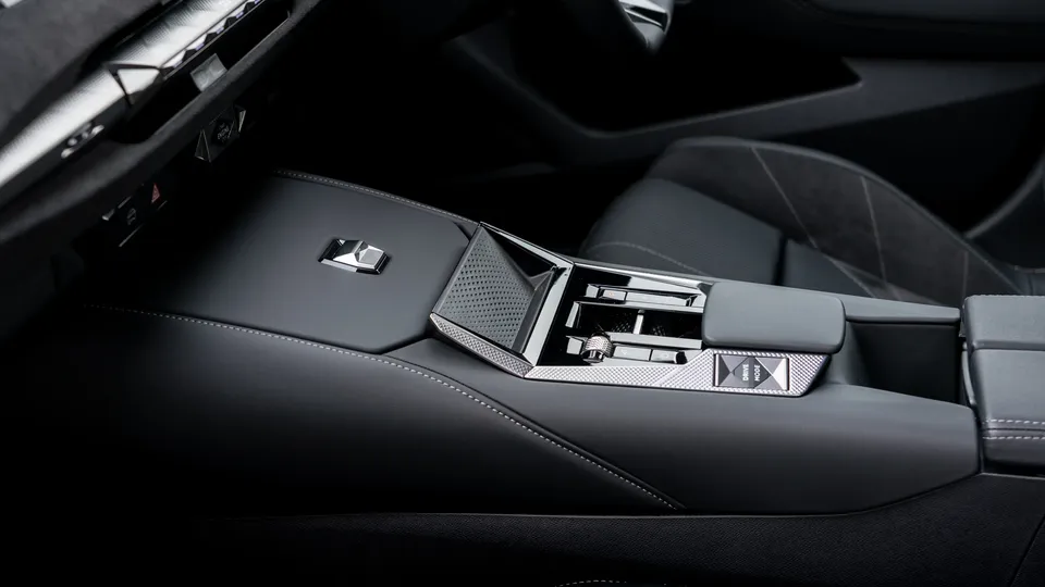 Elettronauti - DS 4 e-tense