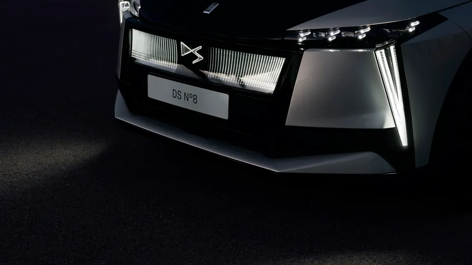 Elettronauti - DS 8 e-tense