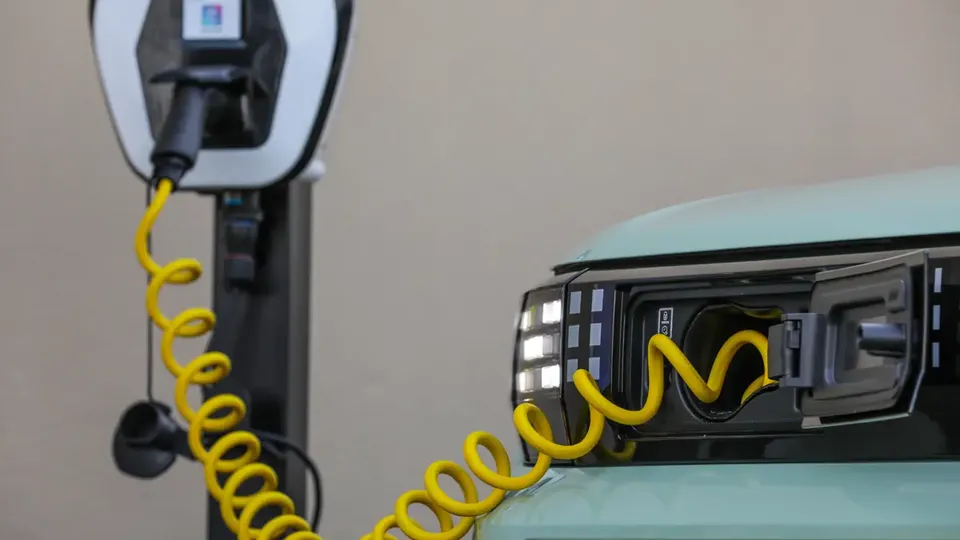 Elettronauti - Fiat Grande Panda - Giallo - Esterno - Vista anteriore a tre quarti
