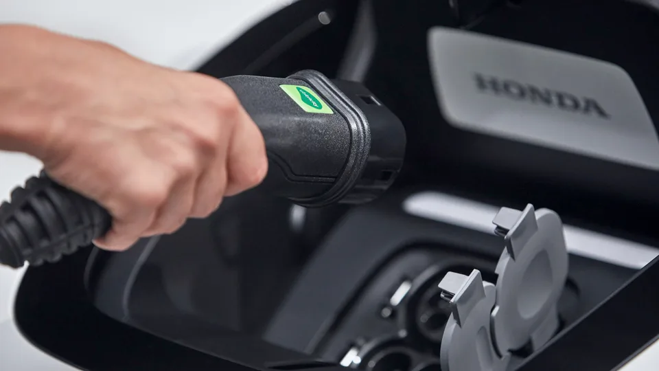 Elettronauti - Honda e e Advance - dettaglio