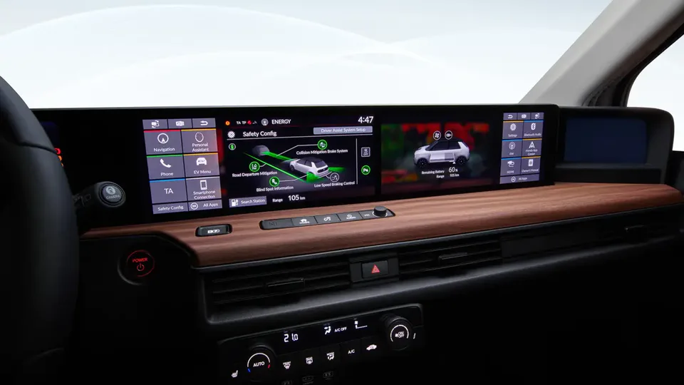 Elettronauti - Honda e e Advance - infotainment