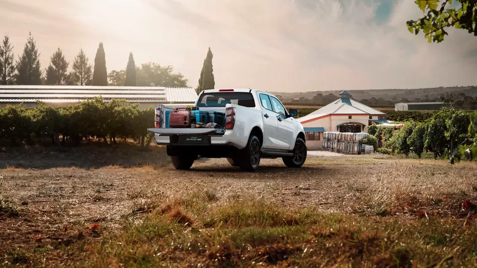 Elettronauti - Isuzu D-max D-max EV Double Cab - esterno
