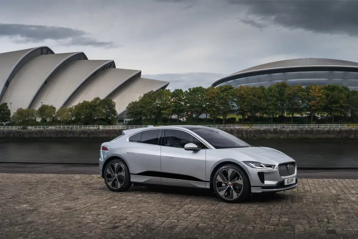 Elettronauti - Jaguar i-pace i-pace EV400 - esterno