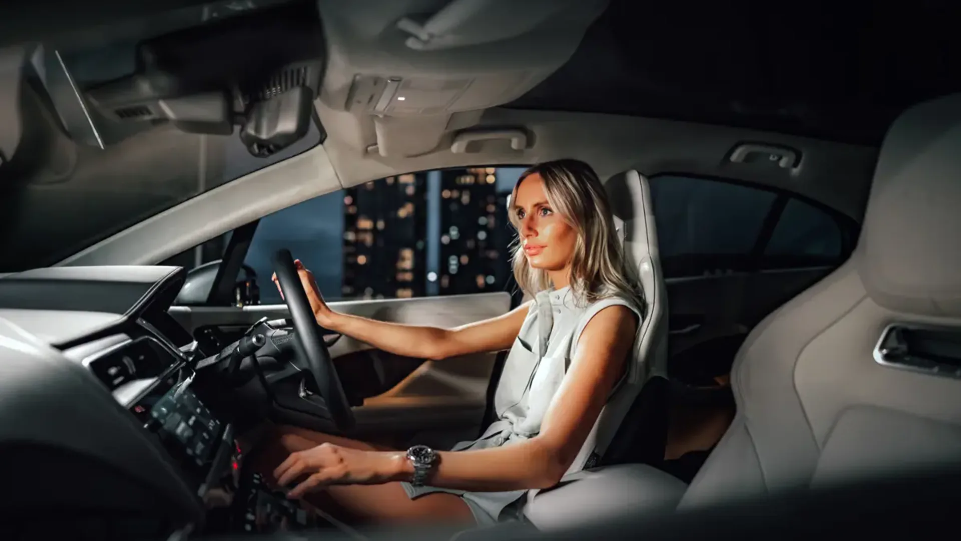 Elettronauti - Jaguar i-pace i-pace EV400 - interni