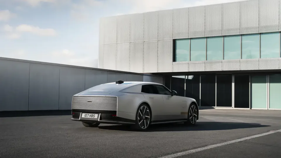 Elettronauti - Jaguar Type 01