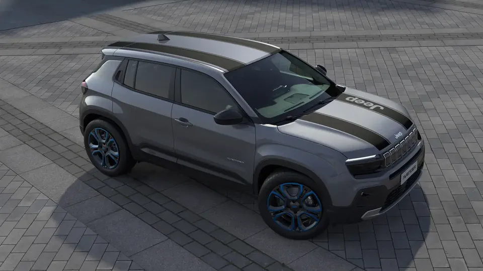 Elettronauti - Jeep Avenger Electric 50.8kWh - Giallo - Esterno - Vista anteriore a tre quarti