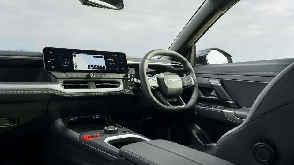 Elettronauti - Jeep Compass Electric 4xe - Plancia - Vista della plancia