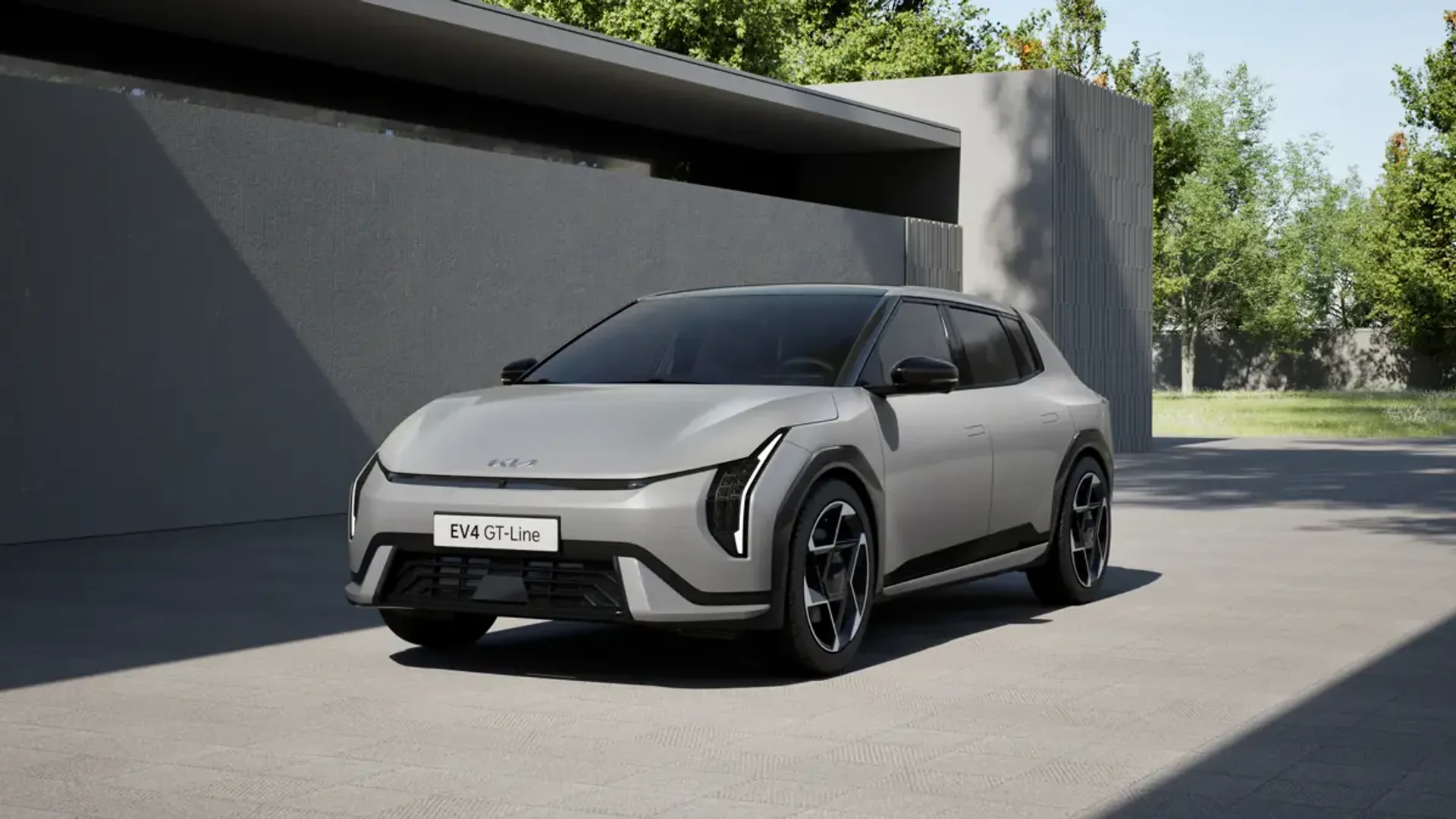 EV4 Hatchback Long Range FWD