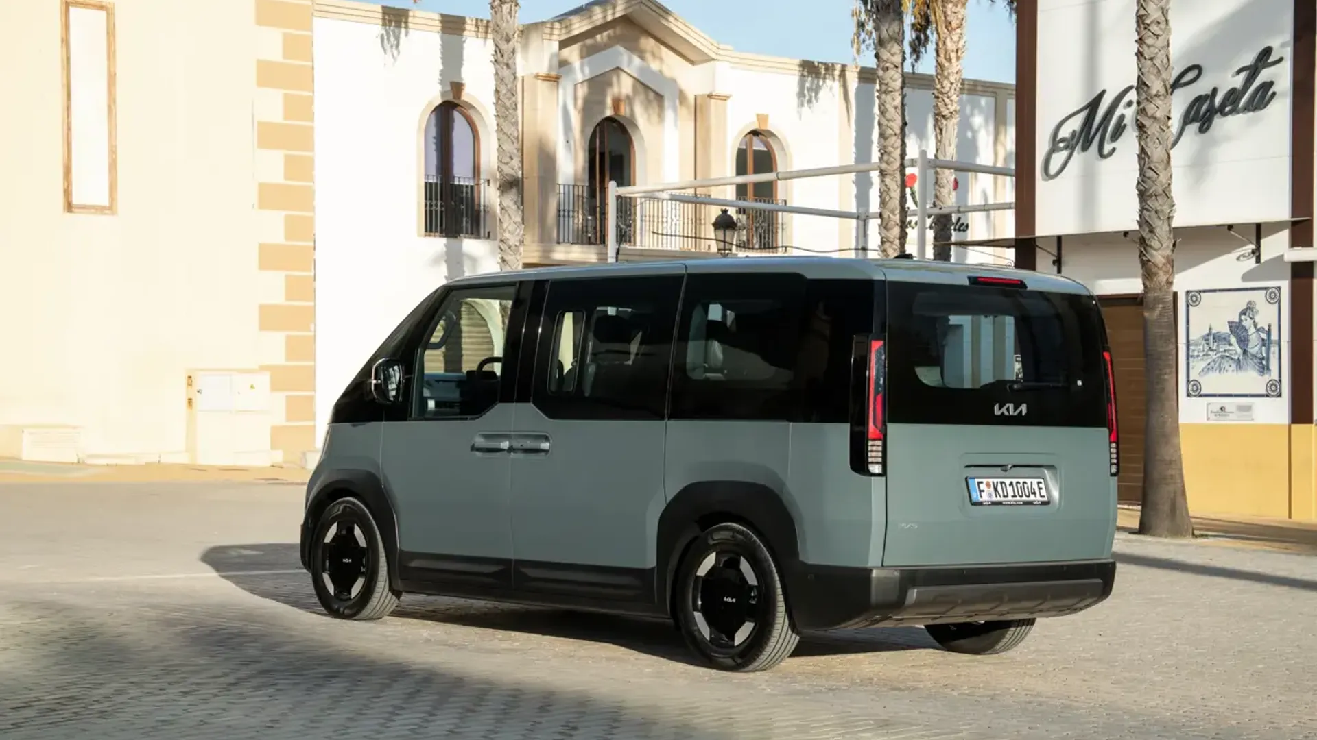 PV5 Passenger Mid Range