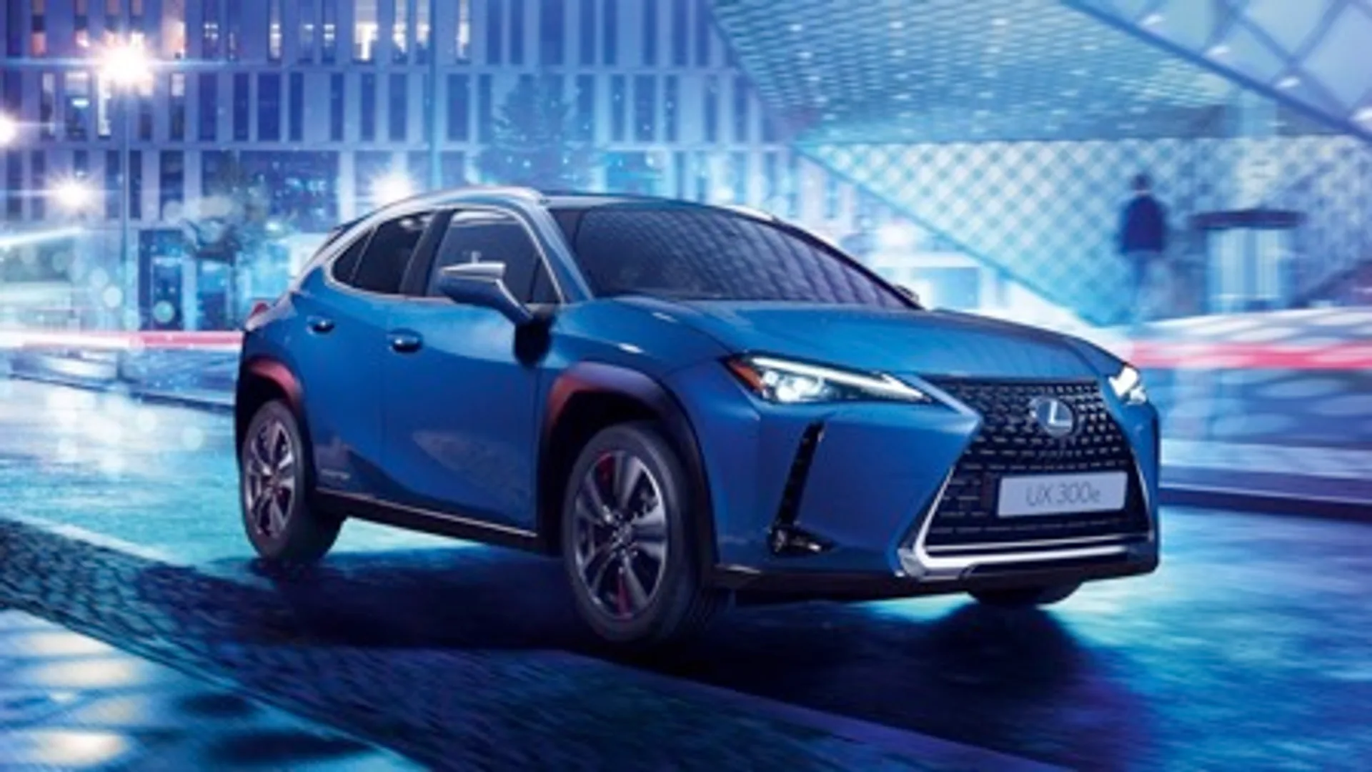 Elettronauti - Lexus ux ux 300e - dettaglio