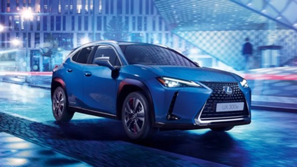 Elettronauti - Lexus ux ux 300e - dettaglio