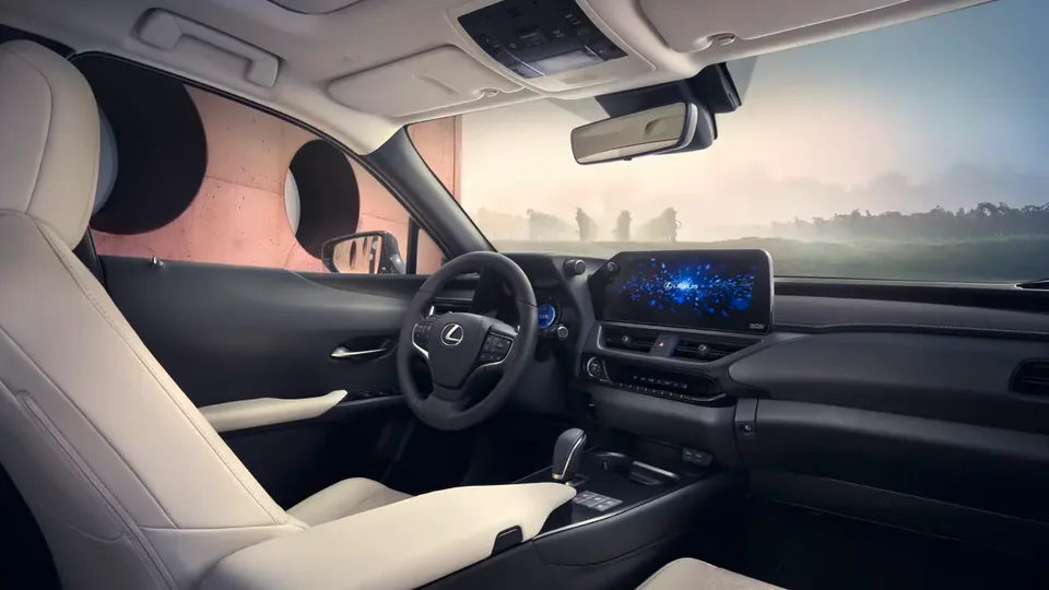 Elettronauti - Lexus ux ux 300e - interni