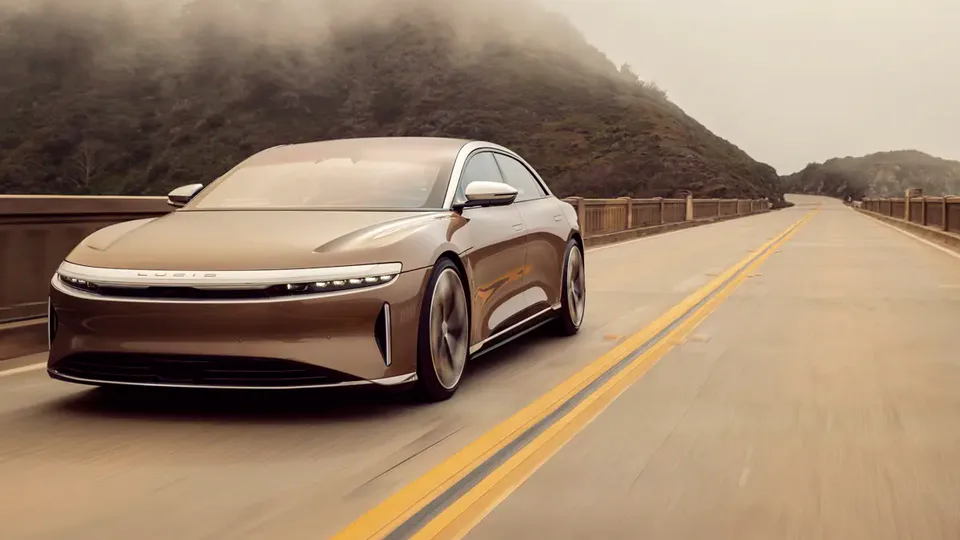 Elettronauti - Lucid Air Air Grand Touring - esterno