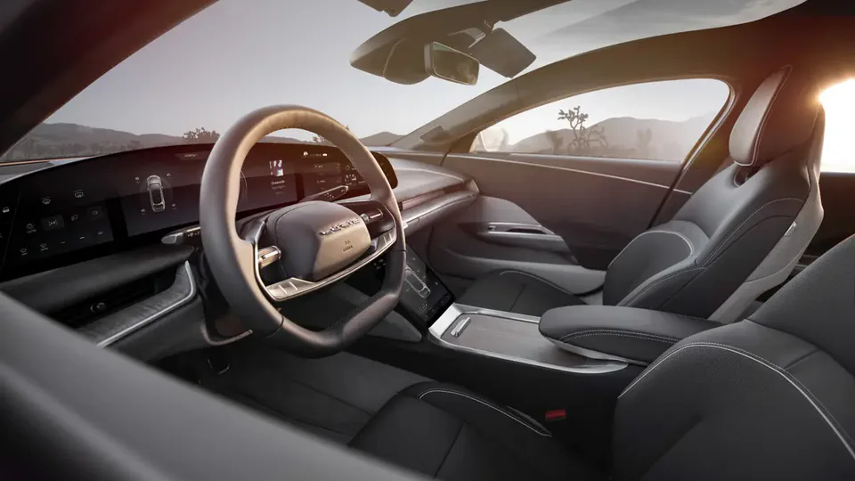 Elettronauti - Lucid Air Air Grand Touring - infotainment