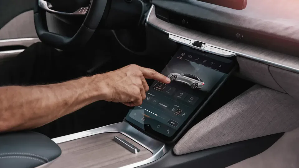 Elettronauti - Lucid Air Air Grand Touring - infotainment