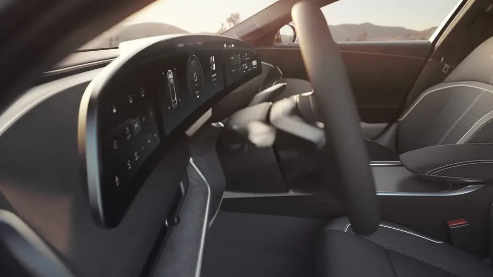 Elettronauti - Lucid Air Air Grand Touring - infotainment