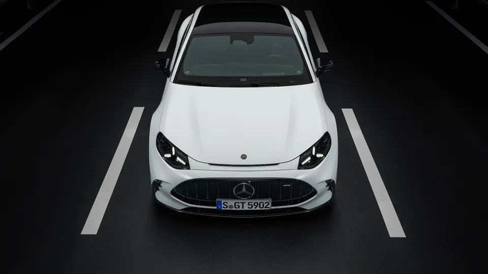 Elettronauti - Mercedes AMG GT