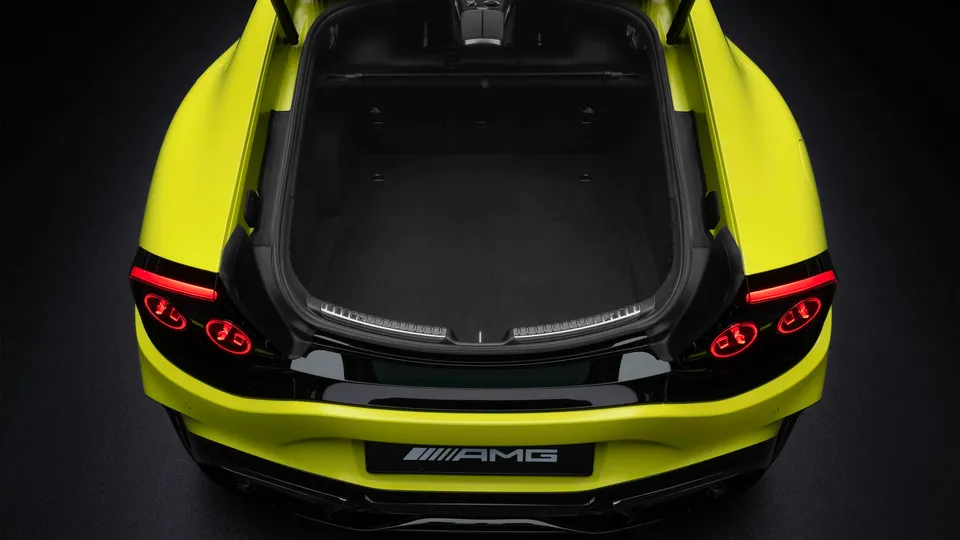 Elettronauti - Mercedes AMG GT