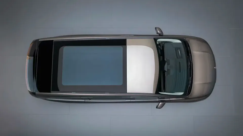 Elettronauti - Mercedes-Benz VLE 300 - Argento - Esterno - Vista anteriore a tre quarti