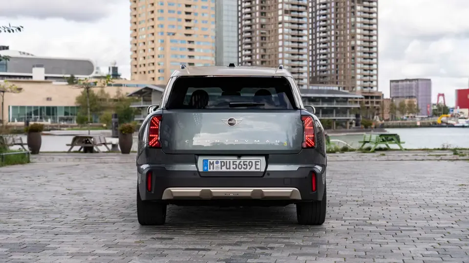 Elettronauti - Mini Countryman E - Esterno - Vista posteriore