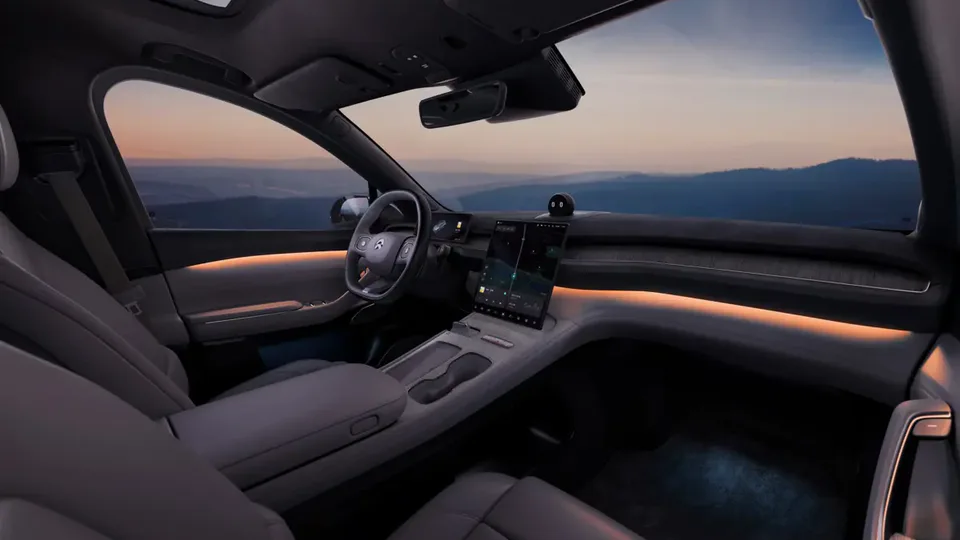 Elettronauti - Nio El7 El7 Long Range AWD - interni