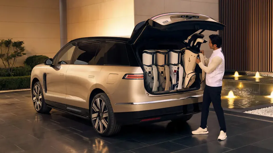Elettronauti - Nio Es9 Es9 Long Range AWD - bagagliaio