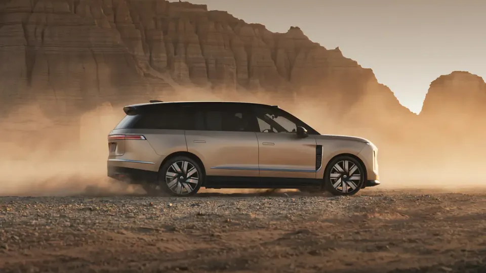 Elettronauti - Nio Es9 Es9 Long Range AWD - esterno