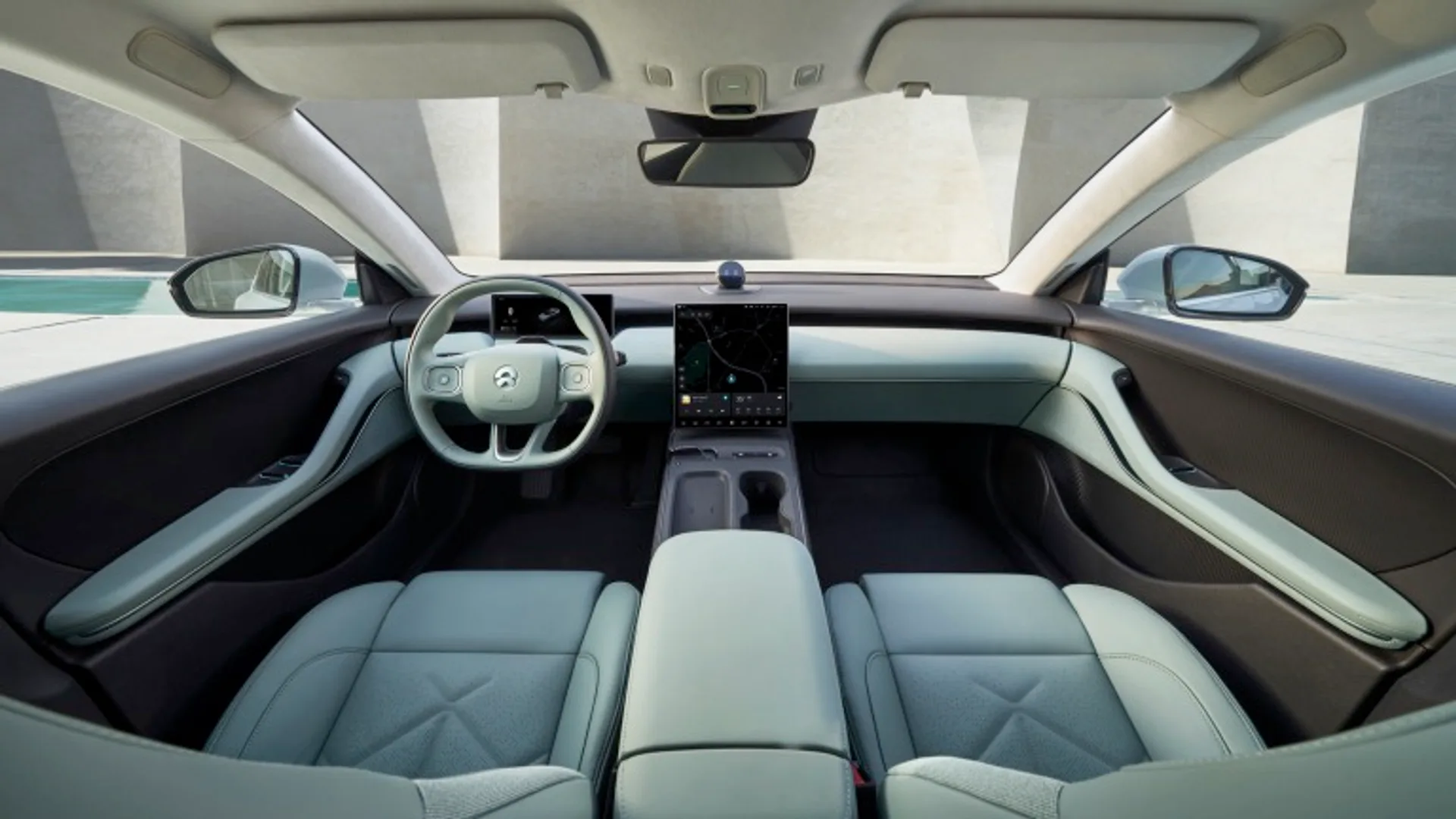 Elettronauti - Nio Et5 Et5 Standard Range AWD - dettaglio