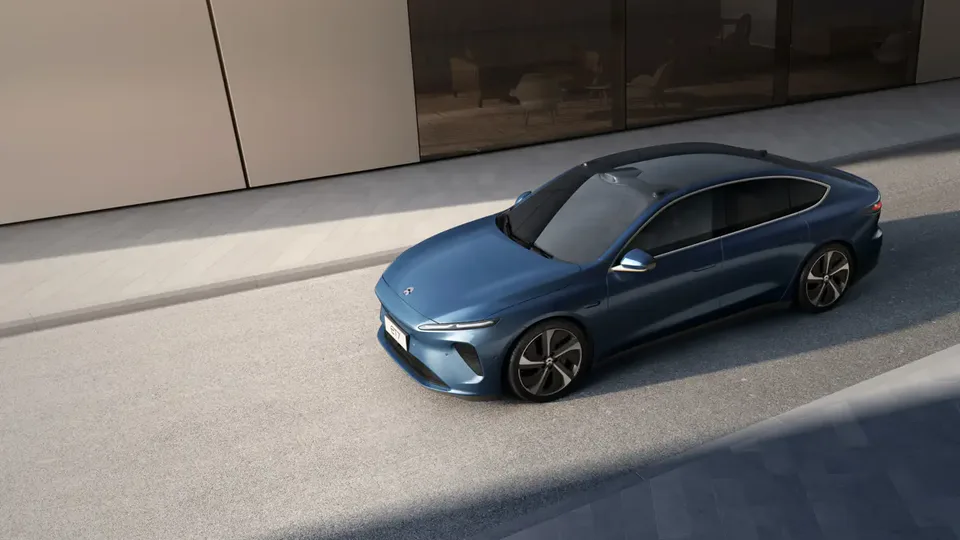 Elettronauti - Nio Et7 Et7 Standard Range AWD - esterno