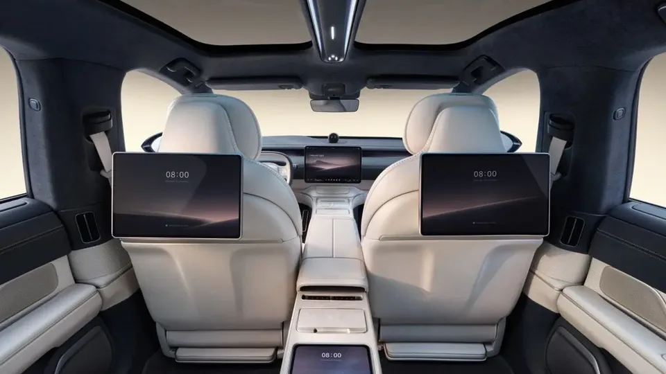 Elettronauti - Nio Et9 Et9 Long Range AWD - interni
