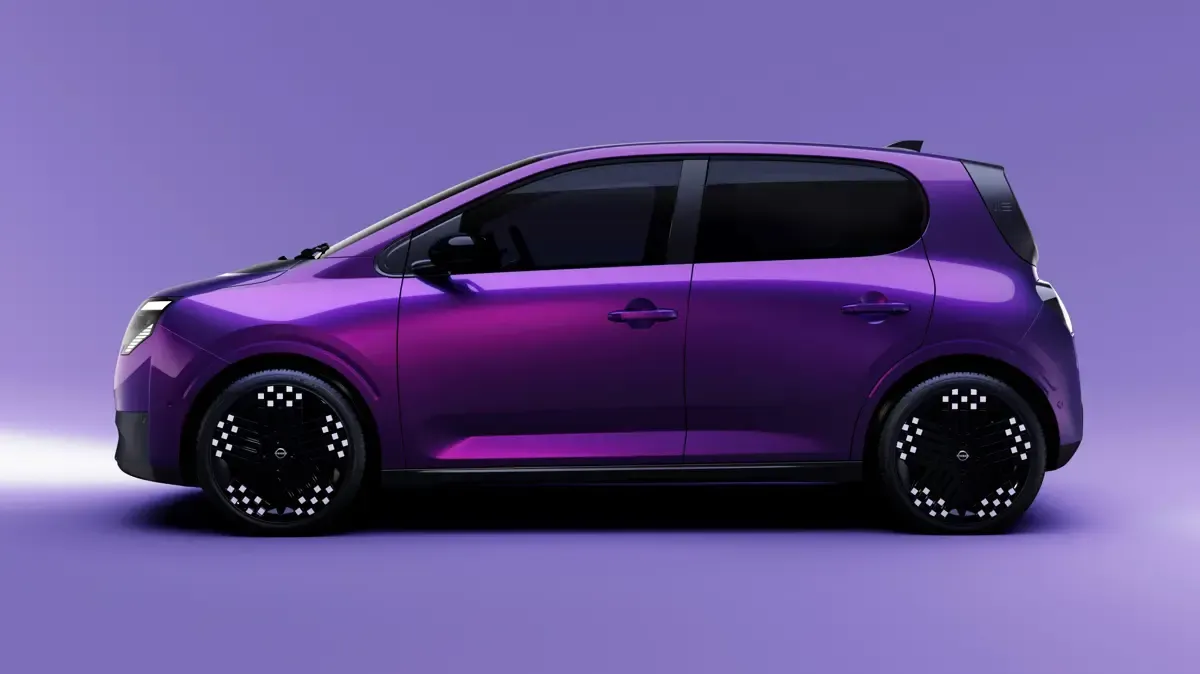 Elettronauti - Nissan Pixo viola in vista laterale