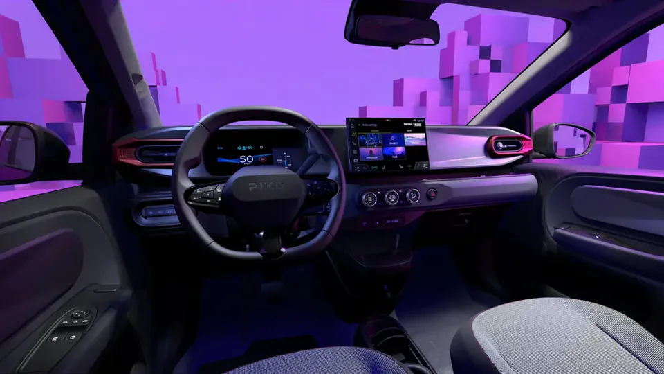 Elettronauti - Plancia della Nissan Pixo con touchscreen e area del passeggero anteriore