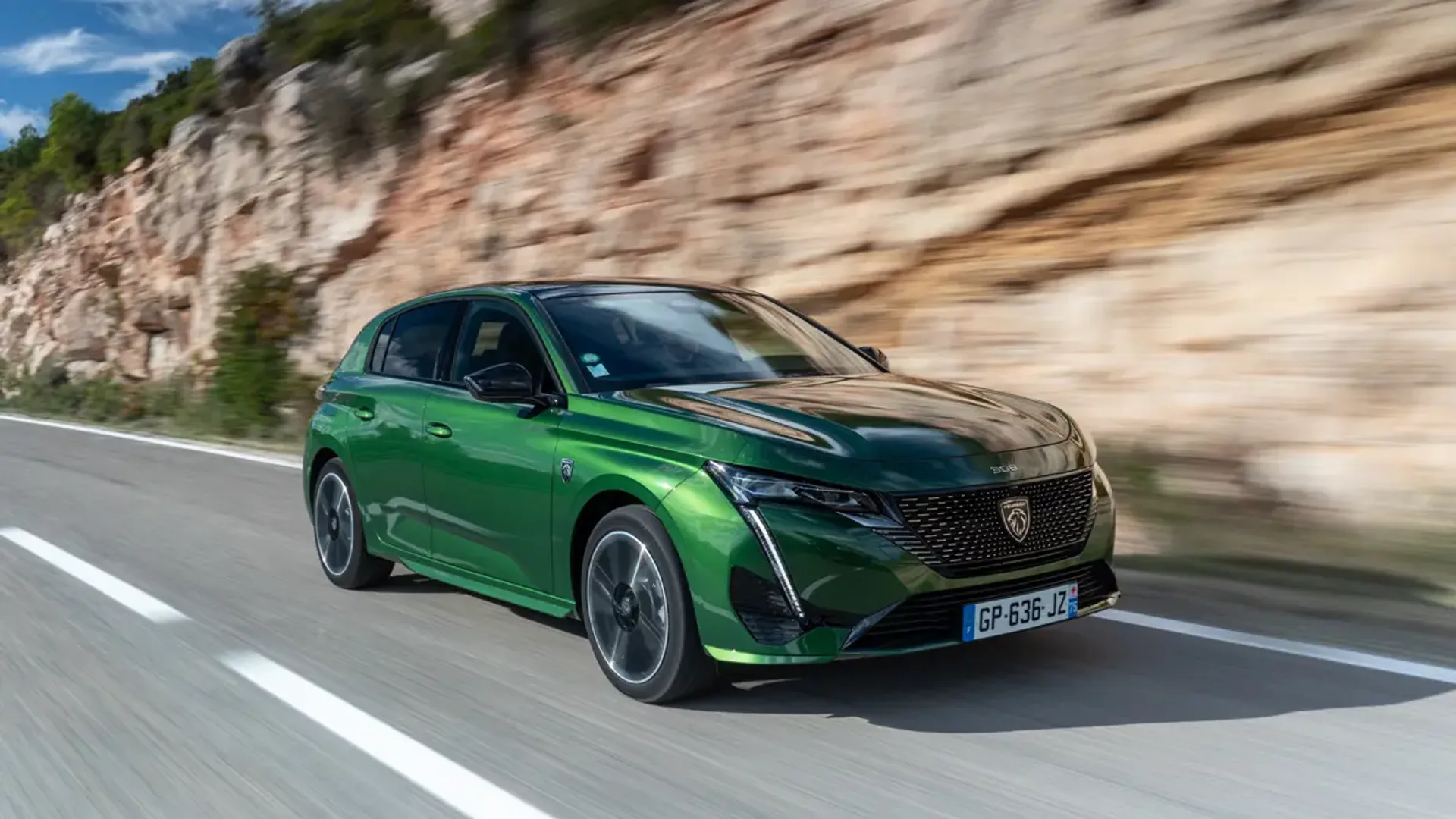Elettronauti - Peugeot e-308 E-308 58kWh - esterno