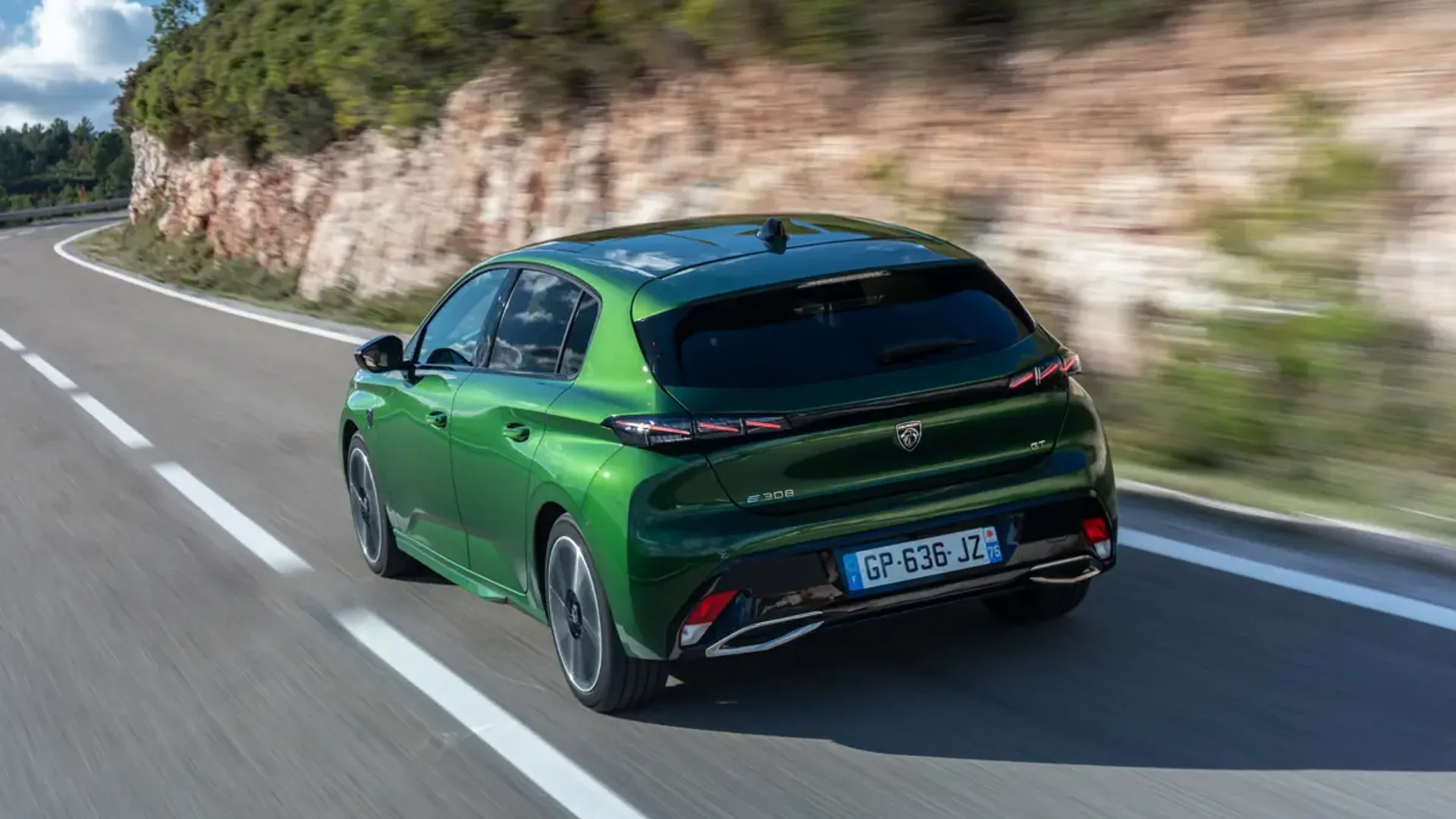Elettronauti - Peugeot e-308 E-308 58kWh - esterno