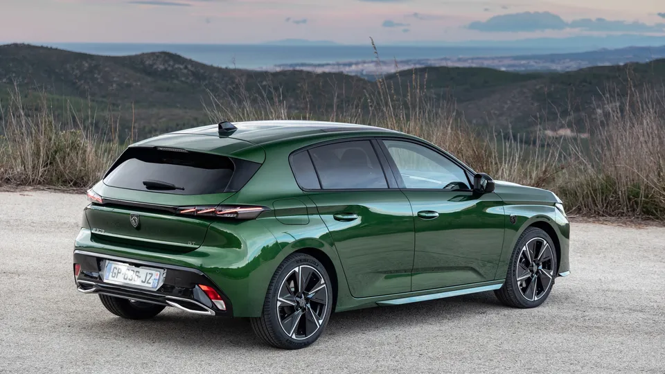 Elettronauti - Peugeot e-308