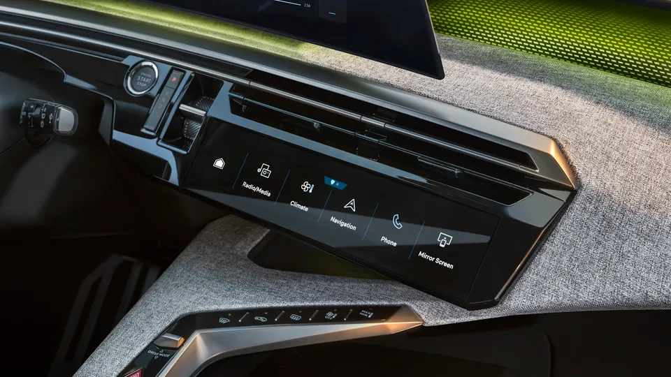 Elettronauti - Peugeot e-5008