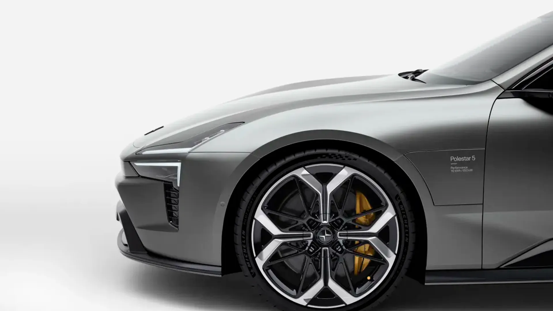 Elettronauti - Polestar 5 Dual Motor Performance - Cerchio - Vista laterale