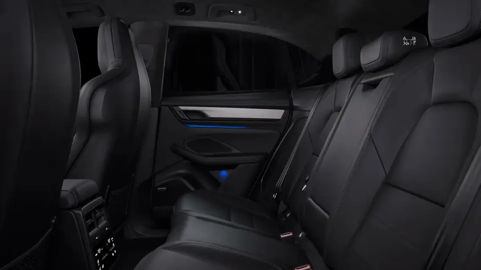 Elettronauti - Porsche Macan 4 - Nero - Sedili - Sedili posteriori