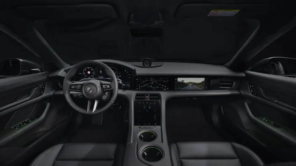 Elettronauti - Porsche Taycan Turbo Cross Turismo - Plancia - Vista della plancia